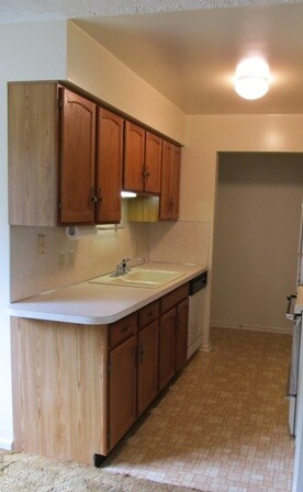Building Photo - 7674 M-71