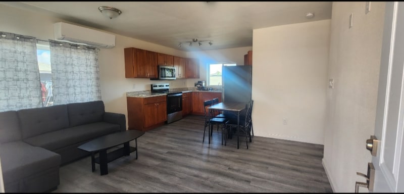 Building Photo - 36 E Papa Ave