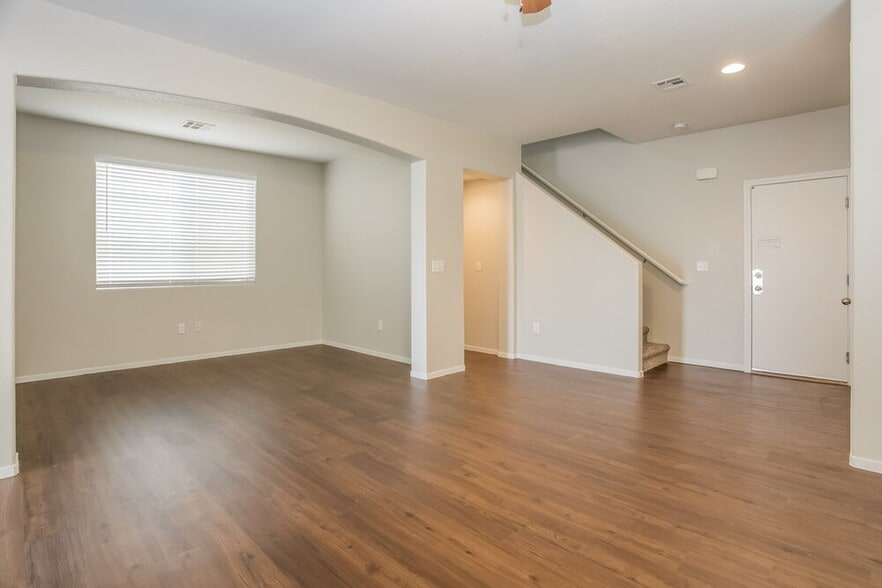 Building Photo - 5293 Brazelton St