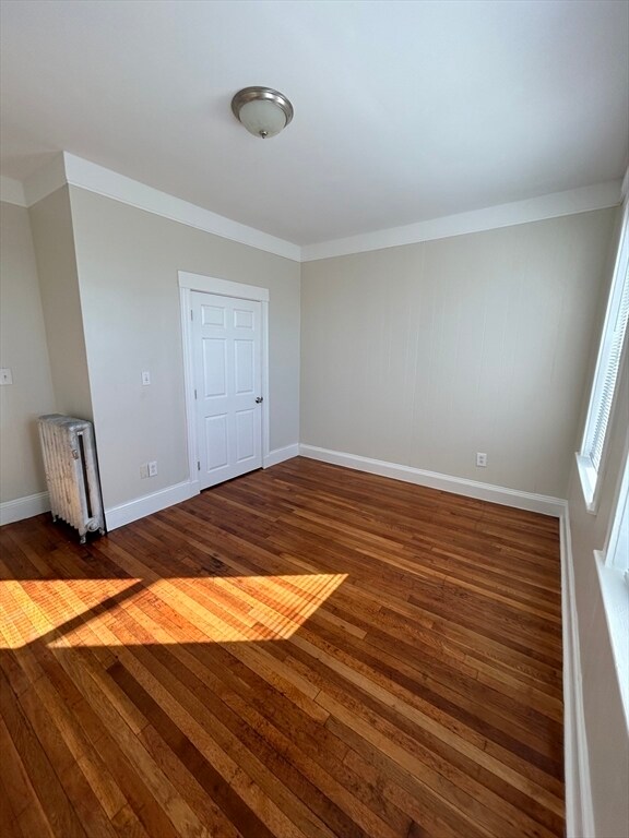 Building Photo - 146 Nichols St