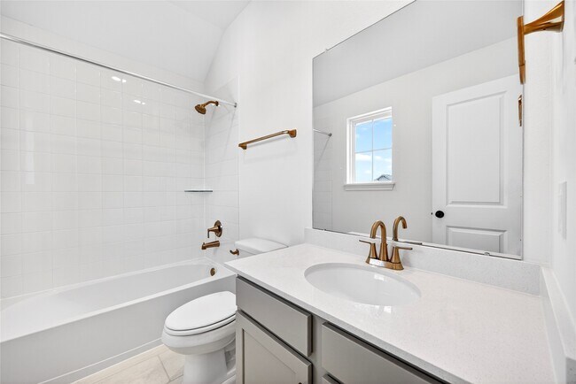 Building Photo - 23643 Red Rowan Ln