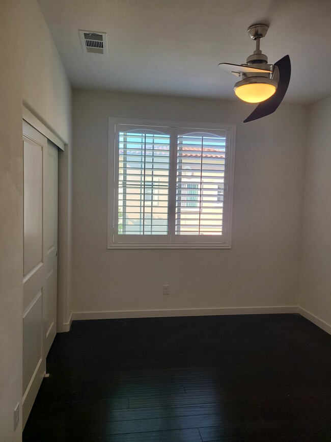 Bedroom 2 - 8935 Promenade North Pl