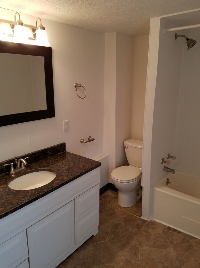 Building Photo - 1221 Tremont St