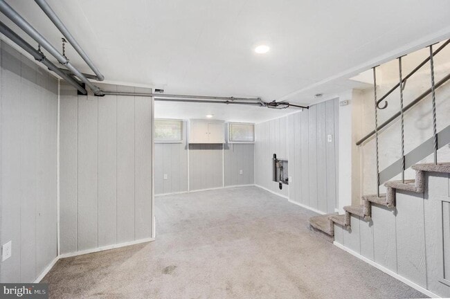 Building Photo - 1011 Clifton Ave