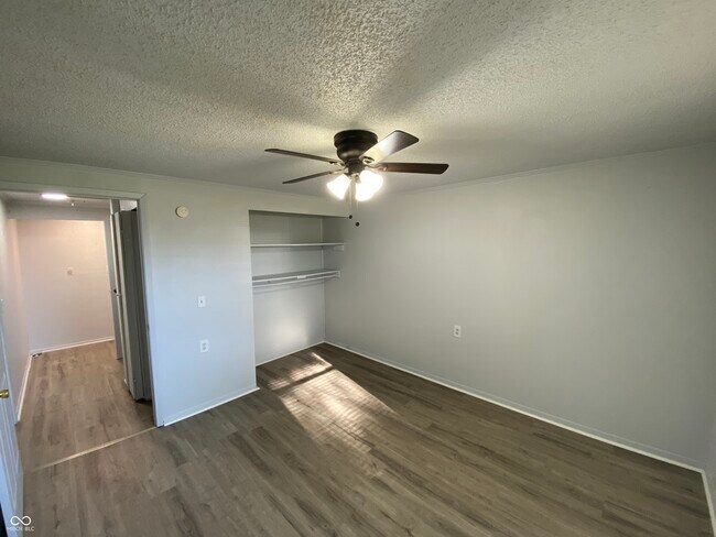 Building Photo - 2000 Indianapolis Rd