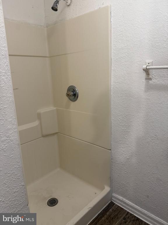 Building Photo - 1117 Beautiful St