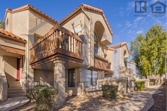 Building Photo - 2Bed/2Bath Home at Alma School/Southern! $...