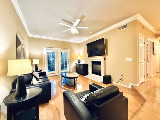 Building Photo - 2400 McCue Rd