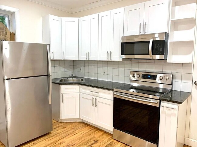 Building Photo - Beautifully Renovated Apartment in Cortlandt Manor