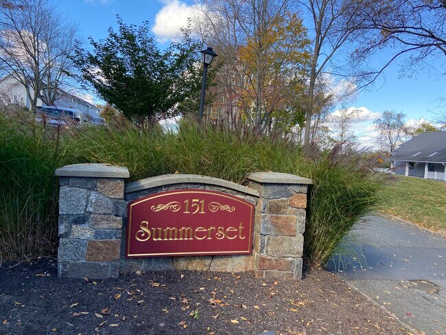 Building Photo - 151 Shelter Rock Rd