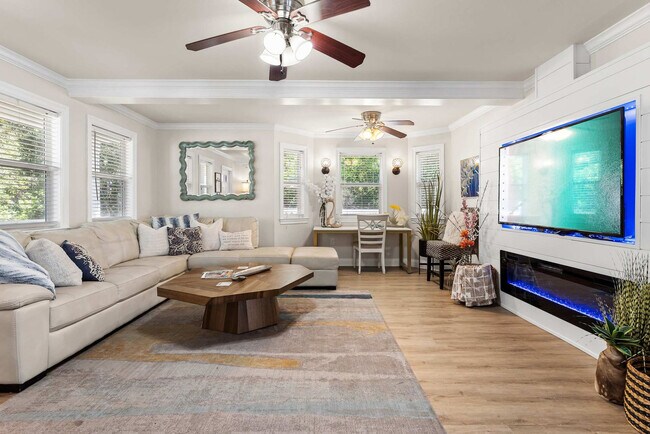 Building Photo - 4518 John Ave