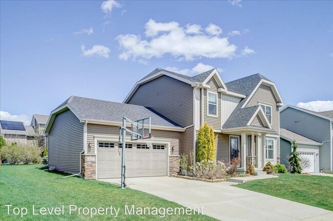 Primary Photo - 4 br, 2 bath House - 668 Pelican Ln