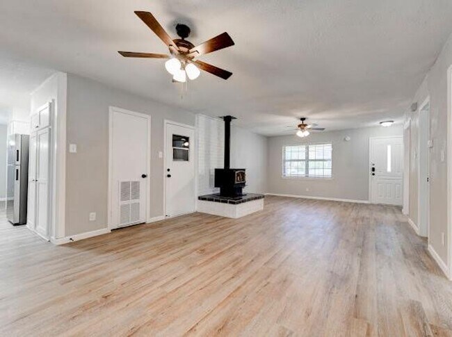 Building Photo - 3Bd/2Ba in Killeen, TX!