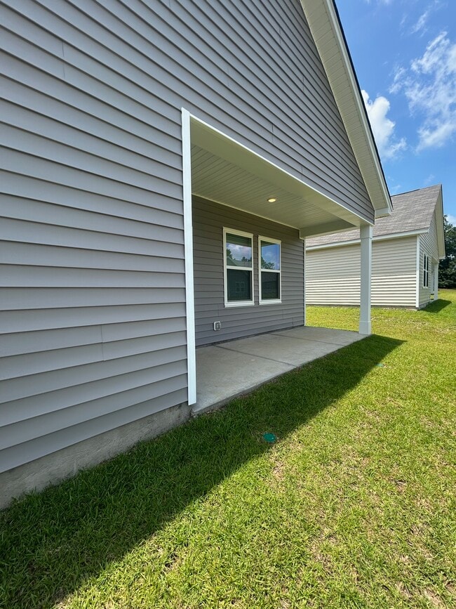 Building Photo - 624 Muster Fld Ct