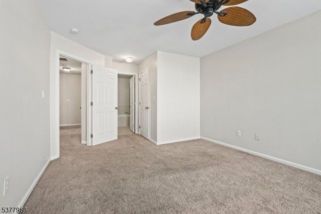 Building Photo - 107 Brittany Ct