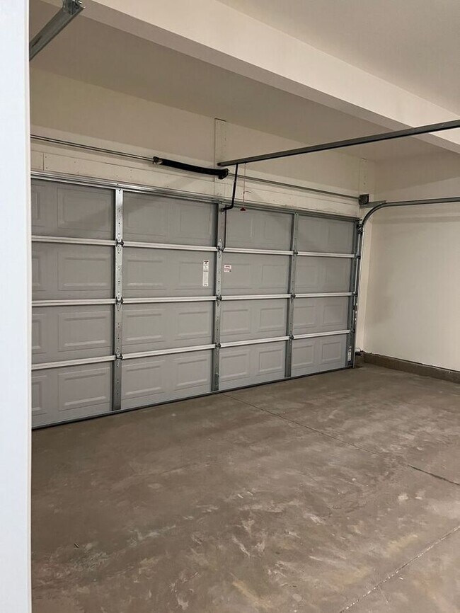 Building Photo - Now Available - 3 Bedroom, 2.5 Bath Home in Roebuck, SC