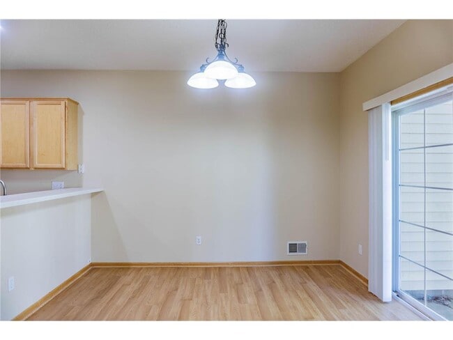 Building Photo - 875 Braunworth Ct