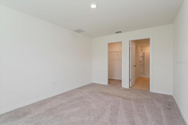 Building Photo - 352 Towns Cir