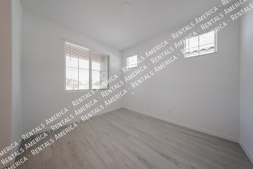 Building Photo - 8725 W Windsor Blvd
