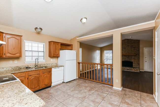 Building Photo - 2521 Galemeadow Dr