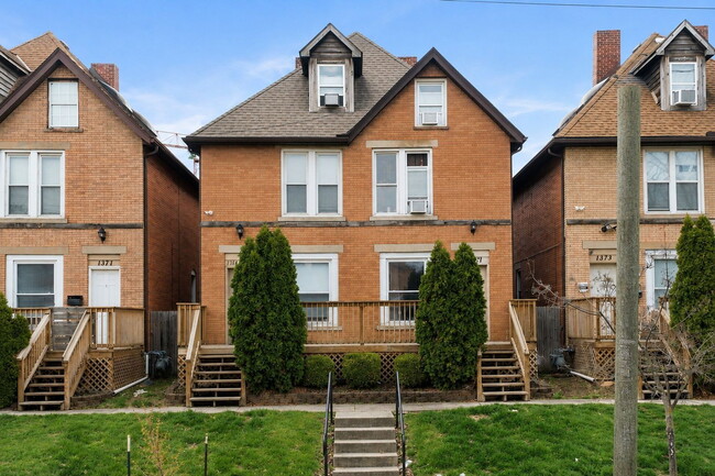 Building Photo - 1373 Indianola Ave