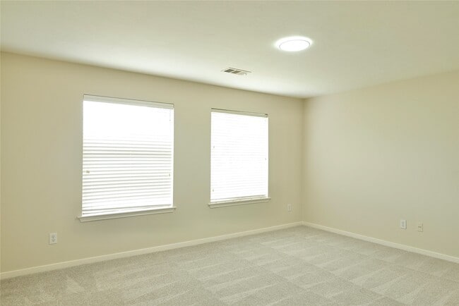 Building Photo - 23902 Spring Way Dr