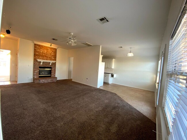 Building Photo - 3 br, 2 bath House - 3908 Western Heights Ave