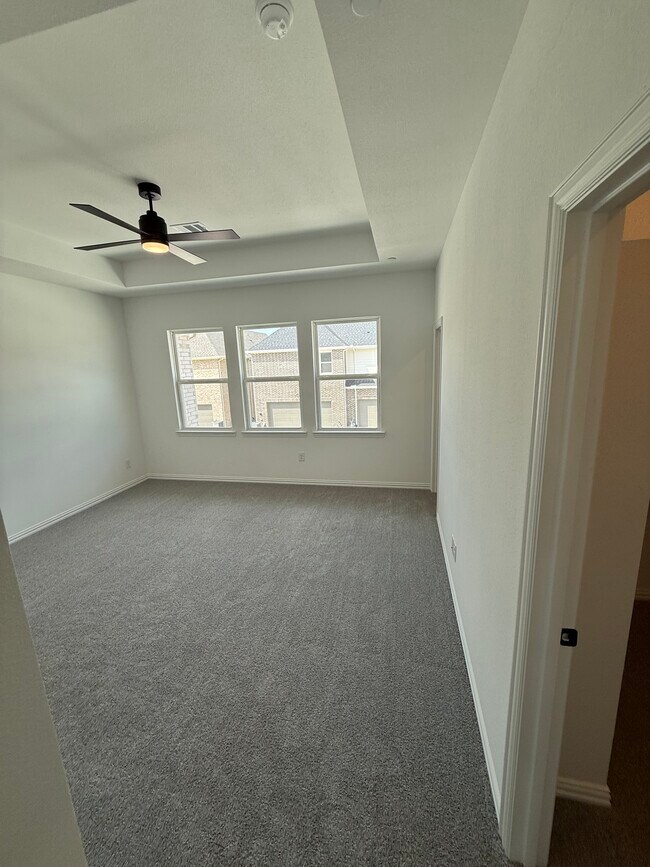 Building Photo - 1028 Bristleleaf Wy