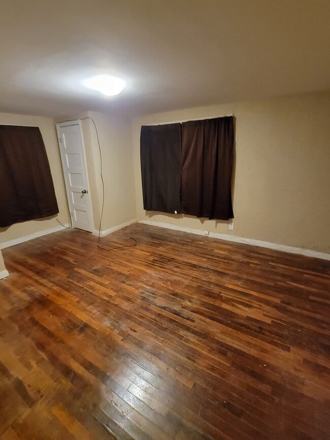 Building Photo - 109 S Carolina St
