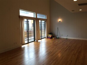 Building Photo - 4108 Spencer St