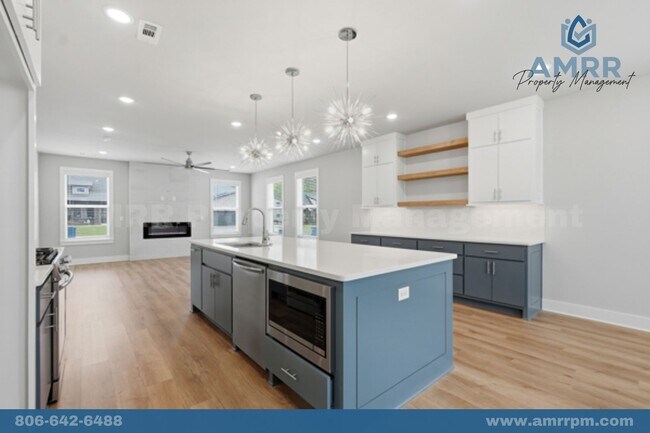 Building Photo - 1124 Bunker Dr