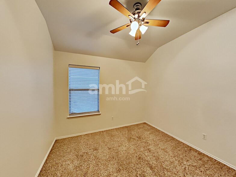 Building Photo - 6412 Spring Ranch Dr