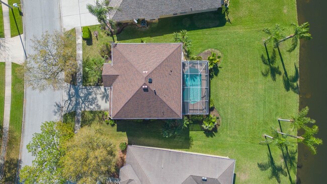 Building Photo - Wesley Chapel 4 Bed, 2.5 Baths + Loft, Poo...