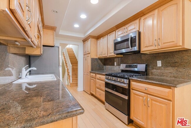 Building Photo - 17241 Palisades Cir
