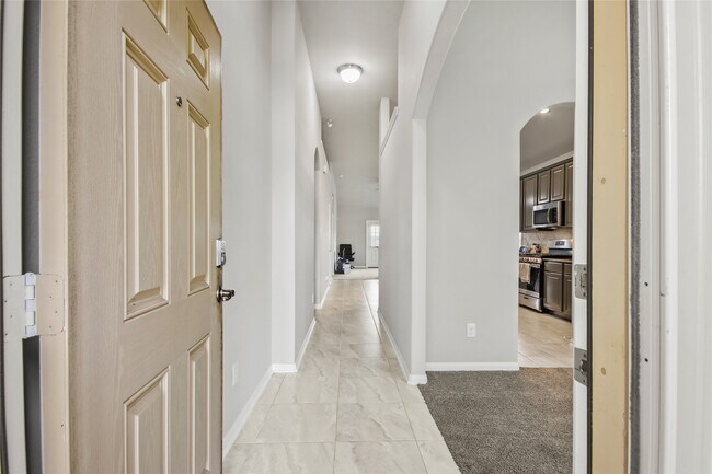 Building Photo - 12519 King Harry Dr