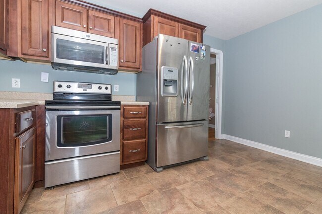 Building Photo - 2588 Hutcherson Ln