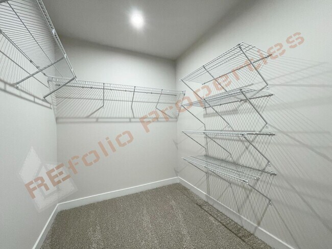 Building Photo - 713 Haystack View Rd