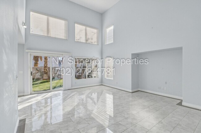 Building Photo - SE!!! 4 Bedrooms!! Master Downstairs!! No Carpet!! Synthetic Grass front and back!!