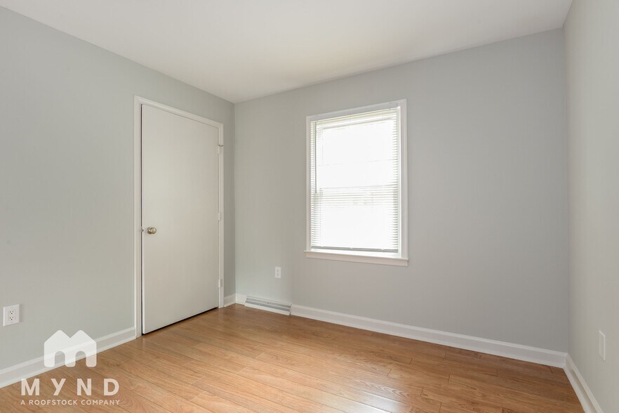 Building Photo - 9144 Joyce Kilmer Dr