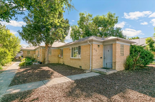 Primary Photo - 1460 Elmira St