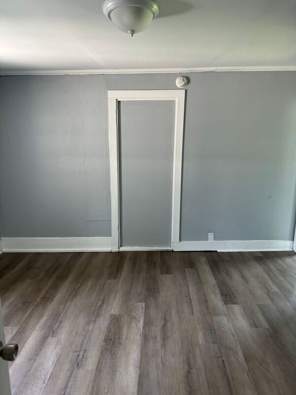 Building Photo - 2114 Adair St