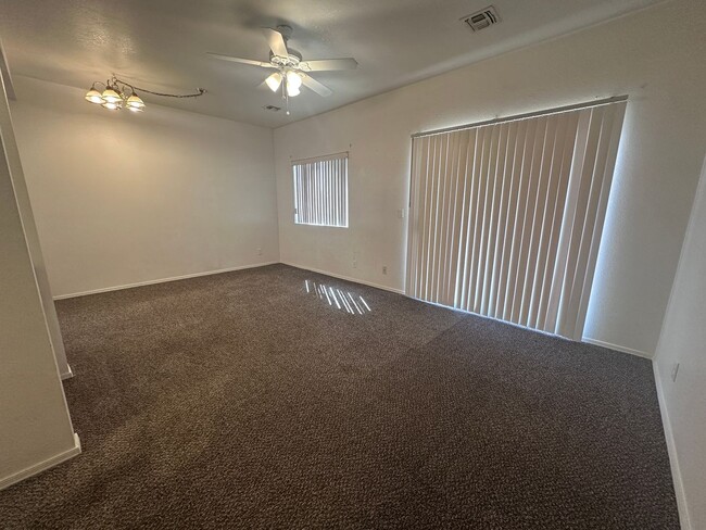 Building Photo - 2400 Mohave Ridge Ave