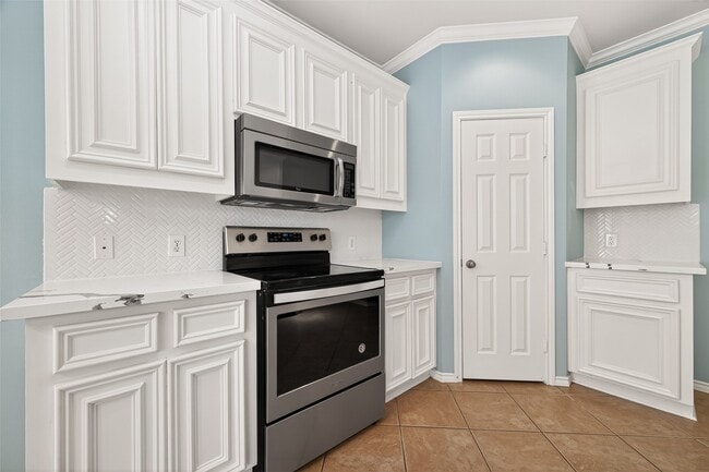 Building Photo - 26806 Shoal Hollow Ct