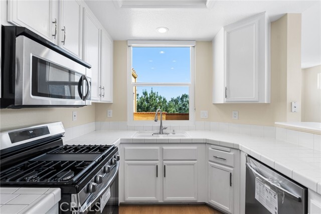 Building Photo - 5 Verdin Ln