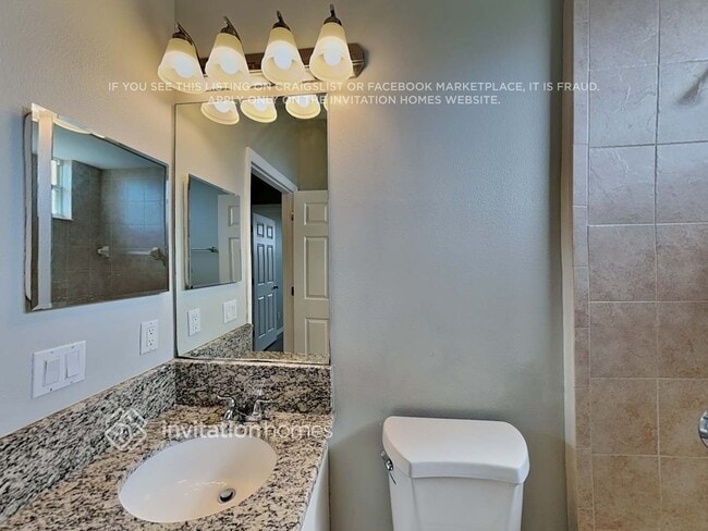 Building Photo - 2529 Pan American Blvd