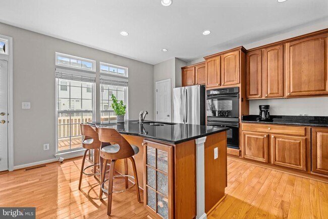 Building Photo - 2229 Potomac Club Pkwy