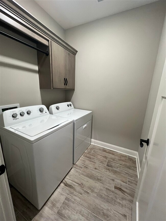 Building Photo - 556 Cumberland Pointe Ln