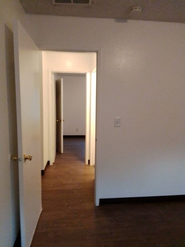 Building Photo - 1804 Fir Ave