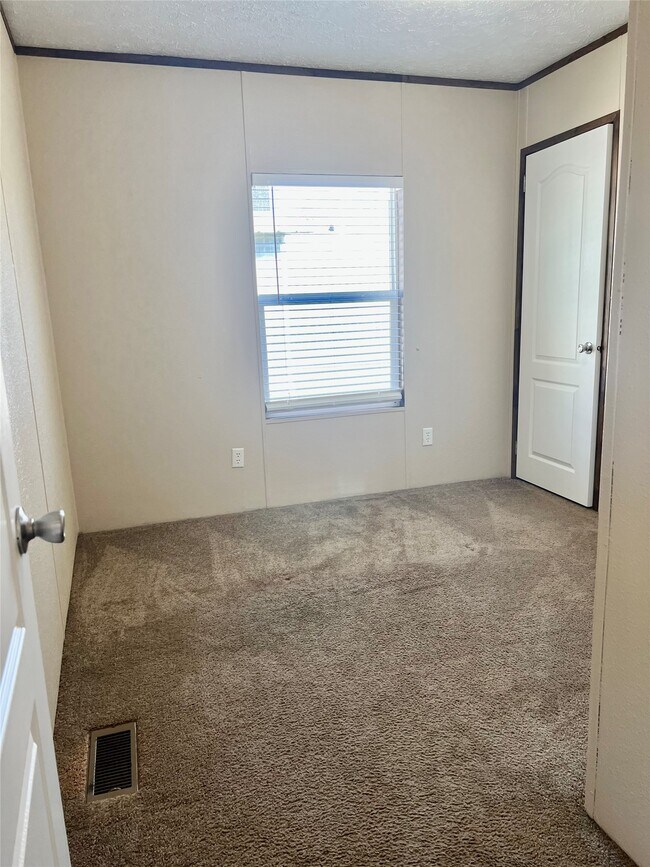 Building Photo - 20681 N Navasota St