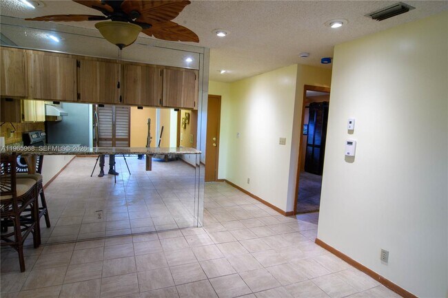 Building Photo - 8044 NW 41 Ct